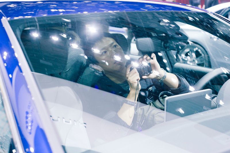 Illustration for article titled Auto Shows Are Filled With Car Companies Spying On Their RivalsÂ